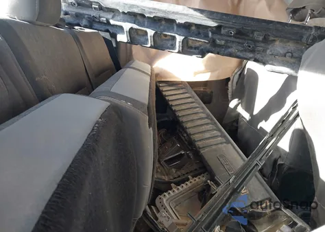 2023 Ford F-250 Xl из США, поврежденный, VIN 1FT7X2BA0PEC70516